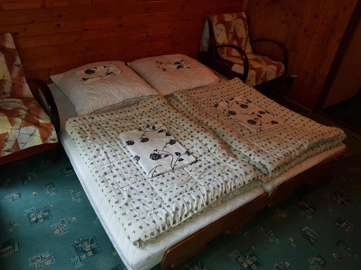 Slovak Cottage Near Bratislava In The Heart Of The Carpathians Modra Exterior photo